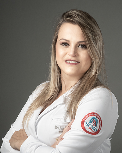 Dra. Ana Luiza Valle, intensivista da equipe ECMO Minas