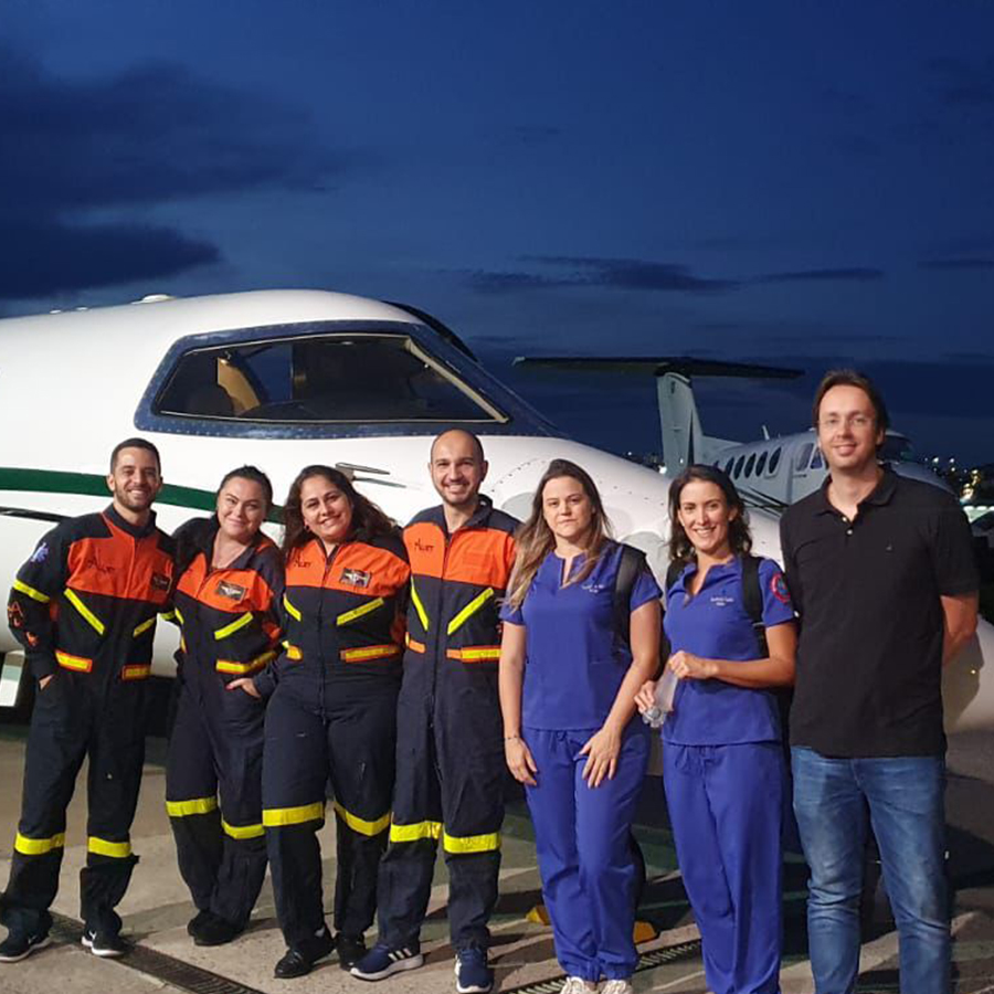 Equipe ECMO Minas multidisciplinar para suporte extracorpóreo